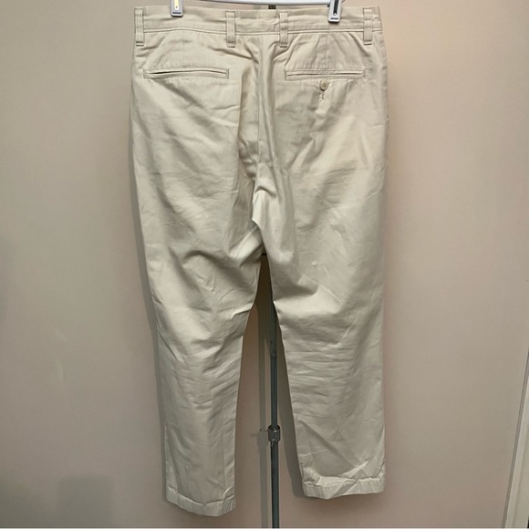 3/$20 J. Crew classic fit Kaki pant 30x30 - Picture 5 of 11